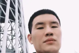 “嘎子”谢孟伟耍大牌，逼广州塔开放场地直播？嘎子现状:直播带货为粉丝图片