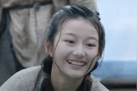《斛珠夫人》开播，13岁小女主火了，全网都在夸她力压大女主杨幂图片