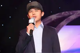 野生派作家大冰：愿你既可以朝九晚五，又可以浪迹天涯图片