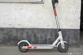 40 公里的通勤路，这辆电动滑板车为什么让我感觉真香图片