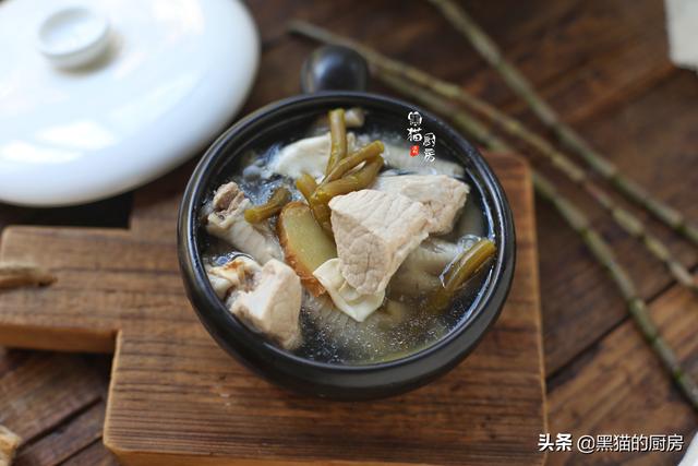 石斛花胶鸡脚骨头汤 2026年石斛花胶鸡脚汤的功效 石斛花胶鸡脚骨头汤 2026年石斛花胶鸡脚汤的功效