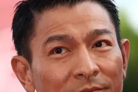 每日娱乐圈图片