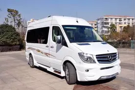 19款奔驰斯宾特商务车 奔驰旅居车报价图片