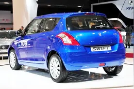 铃木终于想通了！全新雨燕动力带T还有四驱，6万起简直良心！视频封面