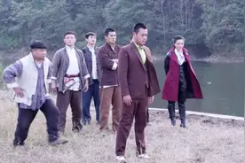 看着乔三爷的挑衅，张桐眼里有些犯怵，输赢全靠自己了！视频封面