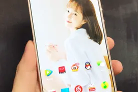 教你设置微信双头像，一个微信两个头像，大家看了一脸懵圈