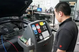 夏天汽车空调一启动嗡嗡叫，耗油高！3个绝招，帮你省下大半油钱图片