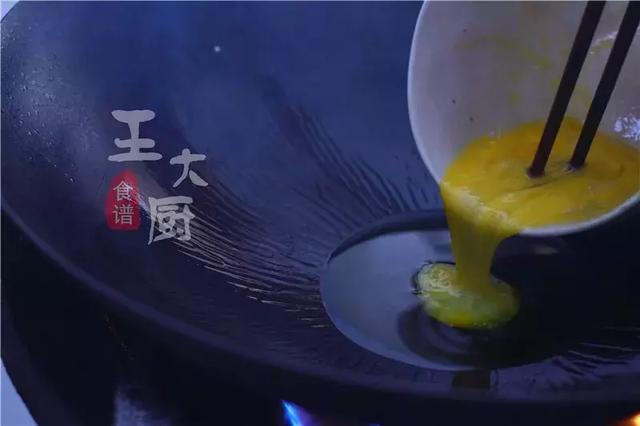 特别好吃的鸡蛋辣炒方便面