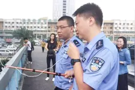 一个普通交警，能有多少工资？这结果说出来都不敢相信！视频封面