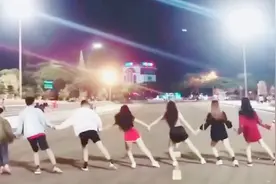 年轻人太会玩了，这3首好听的老歌，又被玩得火遍全国