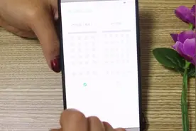 手机上的图标还能放大缩小？赶快学会，再也不怕父母看不清手机啦视频封面