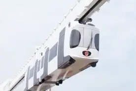 中国这一技术一旦推广，将彻底告别交通堵塞，山东青岛正在试运营