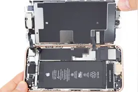 悲剧！iPhone 8用户去第三方换屏，系统升级后一秒变砖！视频封面