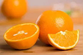 老放臭屁是肠胃不好，日常饮食中加入这十大食物可以改善臭屁问题