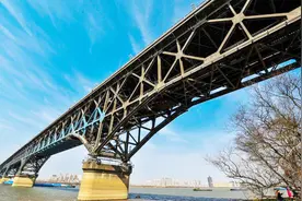 中国最争气的桥梁，从来不收取过路费，为何禁止外地牌照通行