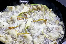 农村5块钱一斤的猪板油，到底能不能吃呢？欢迎大家给点意见