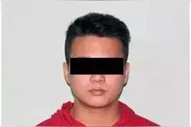 20岁青年学习恐怖分子制造炸弹袭击！曾多次恐吓同学图片