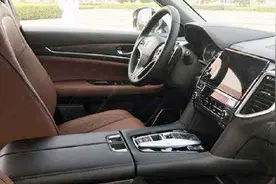 最适合买来当婚车的几款SUV，价格不高，款款省油还有面子视频封面