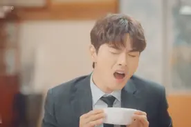 韩国人吃个萝卜泡菜水都觉得酸甜可口胜似仙丹！厉害了~视频封面