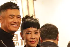 古天乐捐30亿建学校，周润发裸捐56亿，而她单次捐款近100亿视频封面