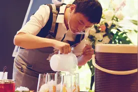 在贵州做“网红饮料”这几个人是高手视频封面