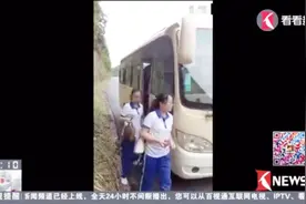 显摆？“同学会”中的清流 拒绝炫富统一服装视频封面