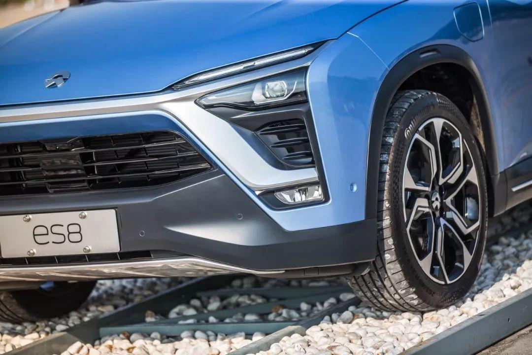 蔚来ES8_蔚来es8_高性能智能电动7座SUV