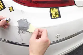 花小钱办大事，补漆笔广告你也信？实测补漆笔到底有多鸡肋视频封面