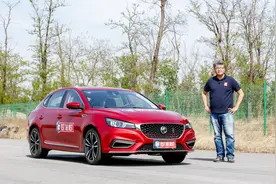 颜值加操控，外国主编试驾上汽名爵6后，给出了这样的评价视频封面