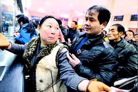 春运火车票为什么放票瞬间就没了？今天可算知道了视频封面