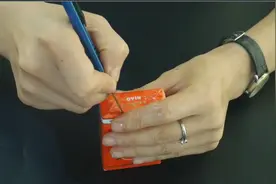 白抽了几十年的烟，软包装香烟这样打开才正确，大气高端有内涵