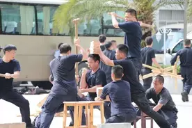 硬气功、擒敌技……贵港法警“炫技”合集（内有彩蛋）图片