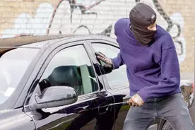 盗抢险有必要买吗？老司机总结一句话：傻子才买，看完你还会买吗