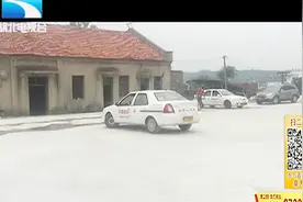 驾校教练没驾照、没教练证，练车点还无审批，这里学车如同儿戏！视频封面