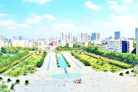 访谈南华大学“卓越班”拔尖人才培养视频封面