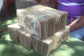 委内瑞拉最低月薪300万，换算成人民币还不到7块！视频封面