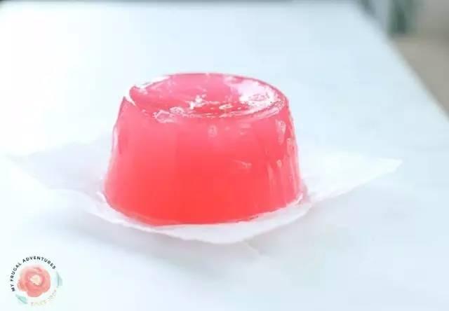 「实用」洗衣液再也不用买，自己做的不伤皮肤，不伤衣服，超好闻！