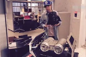 林俊杰吃鸡集锦：果然JJ是个被唱歌耽误的游戏天才！