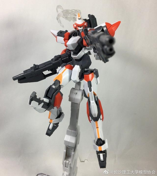 宅客模玩原创测评：青岛社 1/48 烈焰魔剑 测评（素组+展示部分）