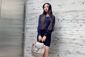 木村拓哉妻子女儿在豪宅中比身材！女儿秀大长腿，工藤静香也不输图片