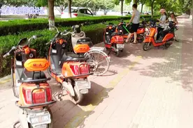 街拍焦作共享单车竟有两种电动车可选，黑黄大车和蓝白小车随意选视频封面