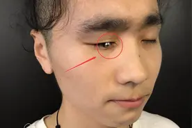 10大人体未解魔术之一，钢珠从耳朵塞进去，眼睛挤出来视频封面