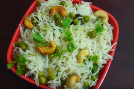 见到最多的就是印度焖饭，这米饭真心好评，看上去很好吃