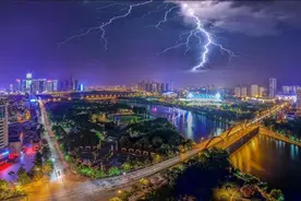 暴雨倾城，义乌秒变“威尼斯”！这些积水路段暂时别去“添堵”了……图片