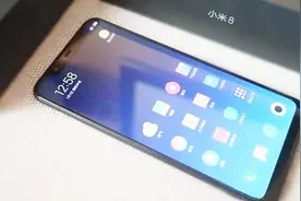 雷军无奈：小米8到底“做错”了什么，销量米粉措手不及！