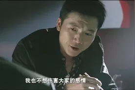 邹兆龙这一碗方便面都吃得又香又霸气，让人想起曾志伟吃盒饭那段视频封面