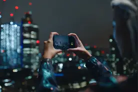 为什么华为手机的夜拍那么强？跟你聊聊华为超级夜景模式视频封面