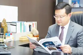 创始人、总裁、CEO谁在公司的职务最大，谁最有实权？视频封面