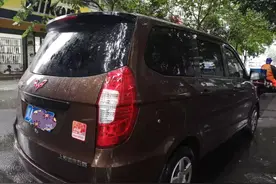 实测成都暴雨下的货拉拉和58速运，把自己活成了朋友圈段子图片