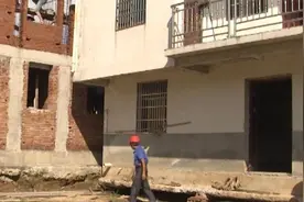 国道改线面临被拆，屋主将千吨房屋平移视频封面